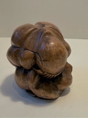 HANDCARVED/HANDMADE Brown Wooden Yogi/Buddha Sculpture Decor 4"x4"